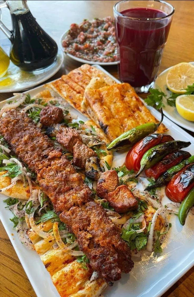 Urfa Kebap + Ciğer Porsiyon